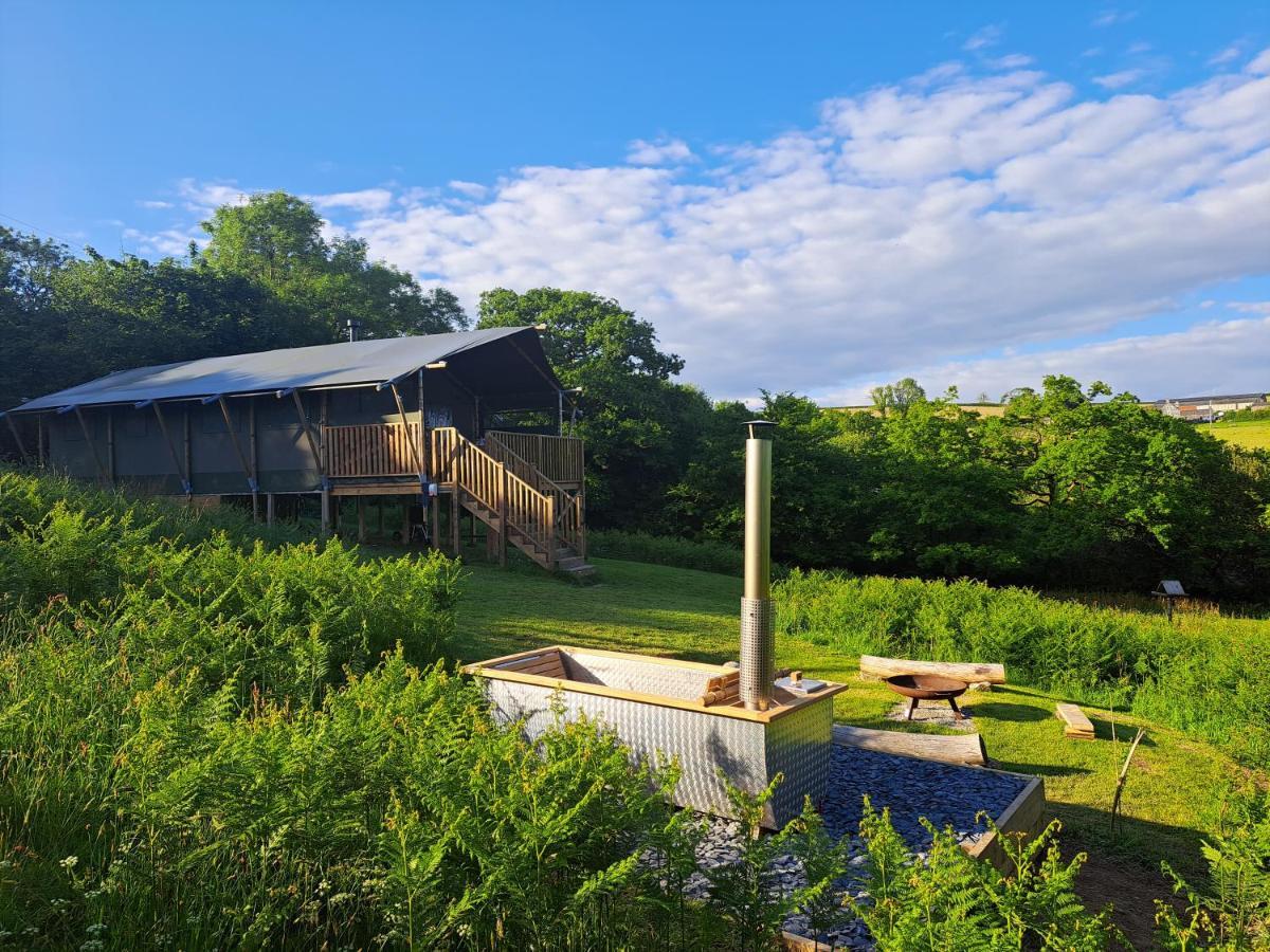 Brackenhill Glamping - Safari Tent With Hot Tub - Sleeps 6 Ivybridge Exterior photo